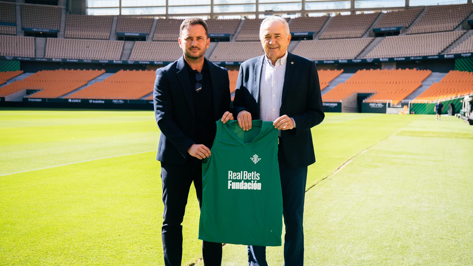 La localidad gaditana de Alcalá del Valle y la Fundación Real Betis Balompié apostarán por el baloncesto una temporada más
