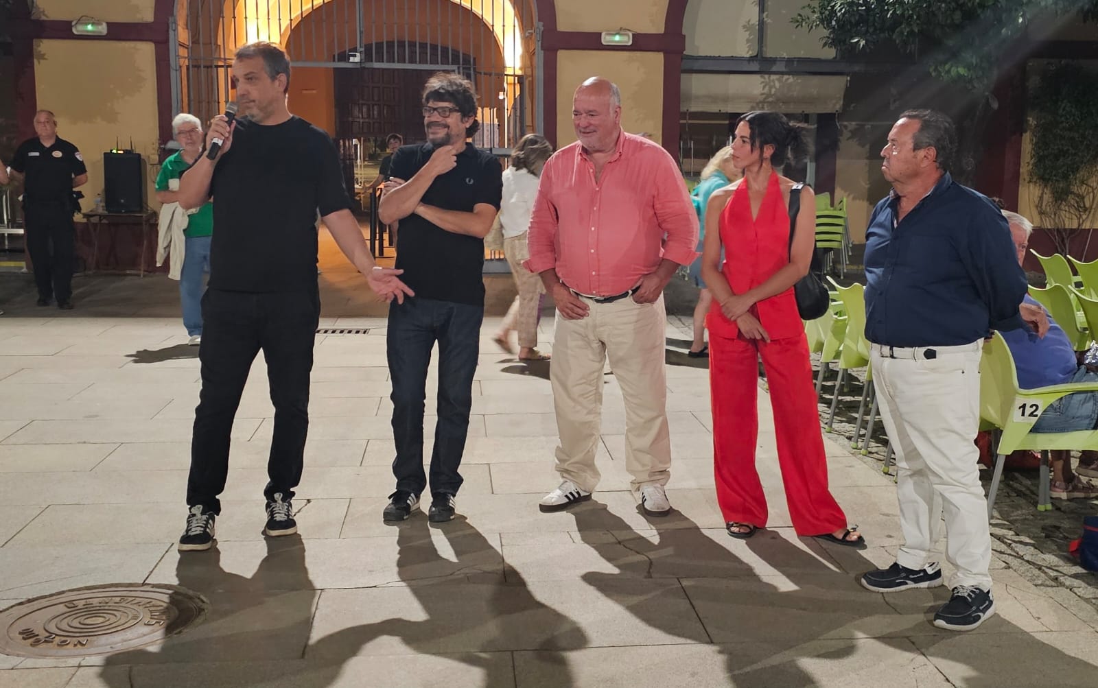 El elenco de la película ‘El cielo de los animales’ en el Cine de Verano Patio de la Diputación