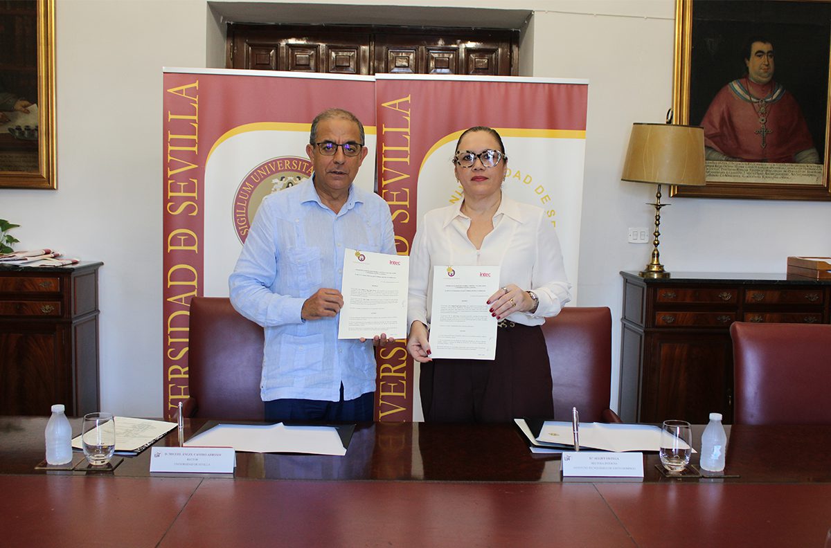 La US firma un convenio de colaboración con el Instituto Tecnológico de Santo Domingo