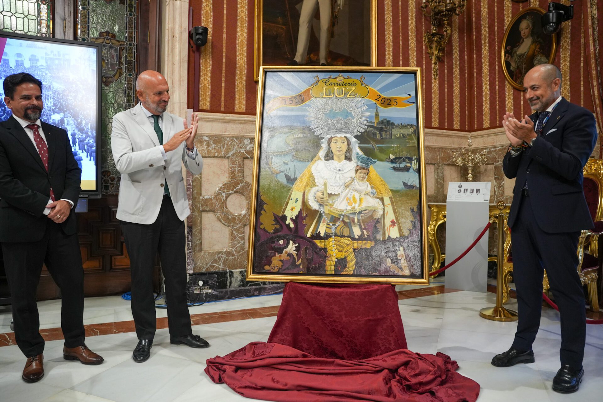 El Ayuntamiento acoge la presentación de los actos y cartel del 475 aniversario de la Hermandad de la Carretería