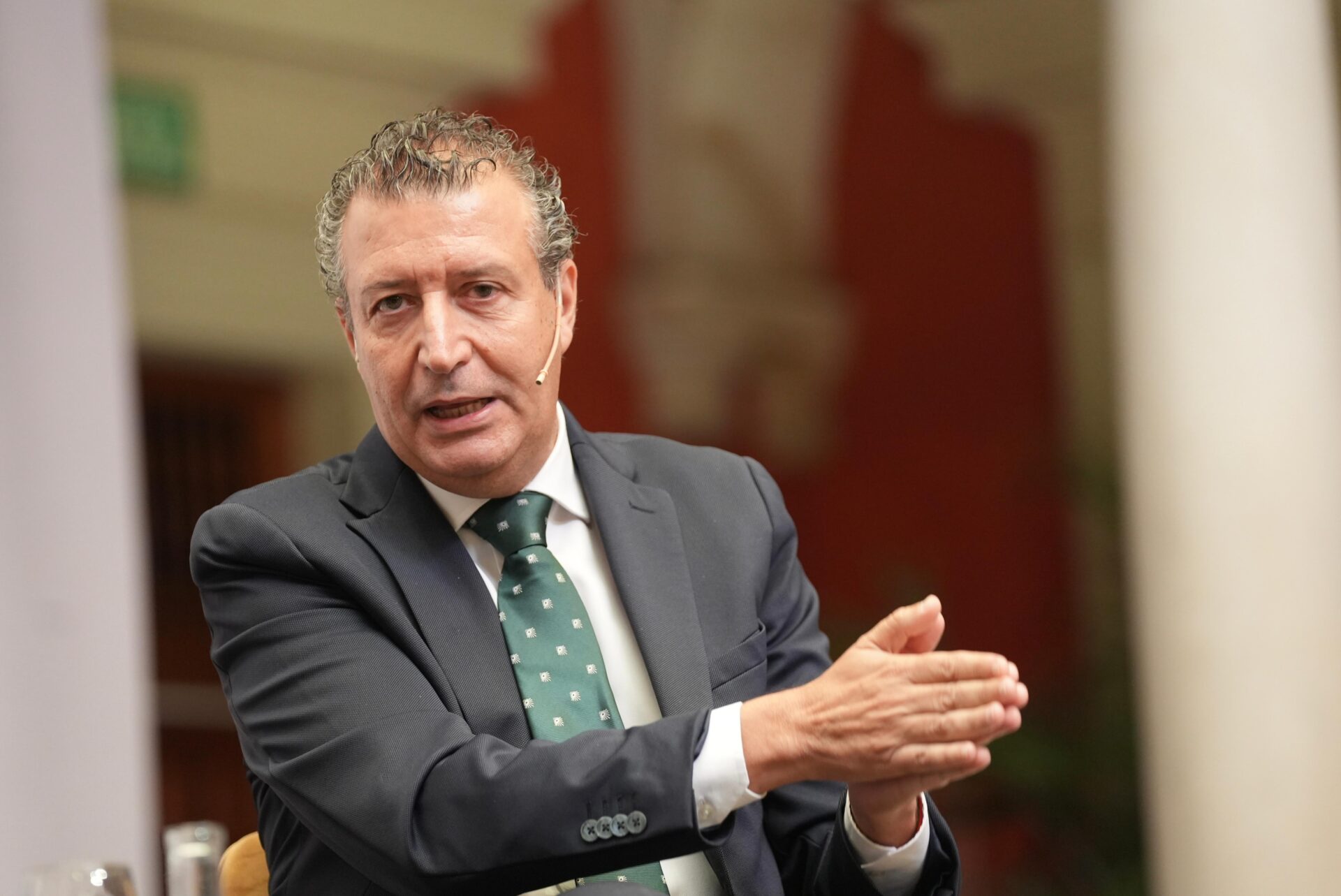 Javier Fernández reclama la “institucionalización” de una conferencia anual de las diputaciones andaluzas con la Junta