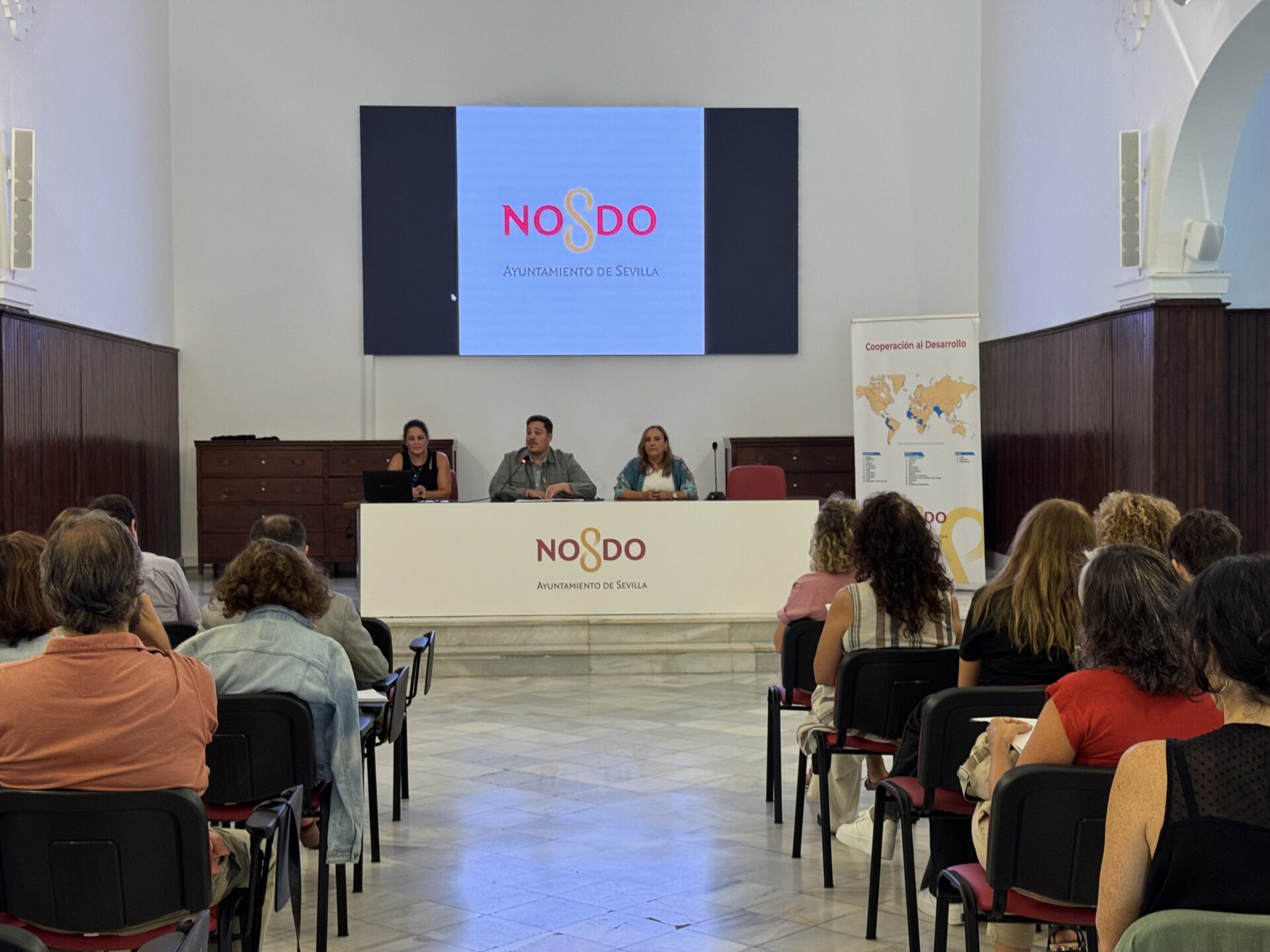 El Ayuntamiento pone en marcha una jornada con motivo del Día de la Persona Cooperante