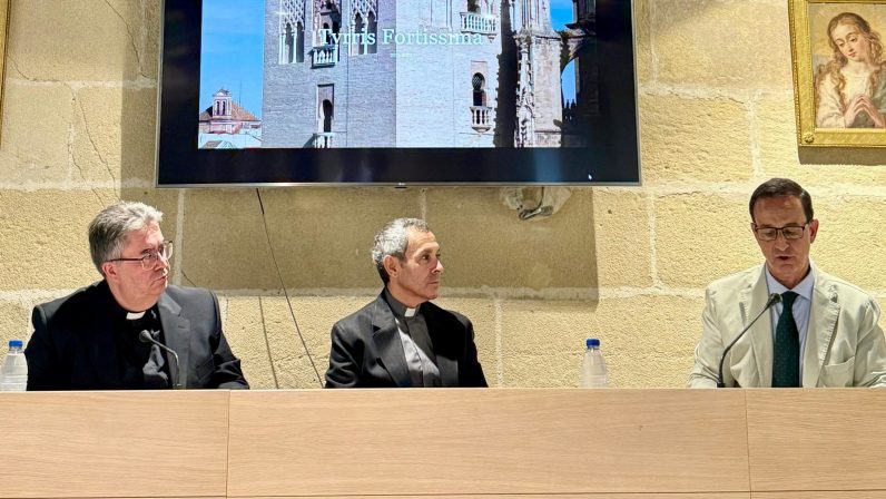 La Catedral de Sevilla organiza el simposio ‘Turris Fortissima’ sobre la Giralda