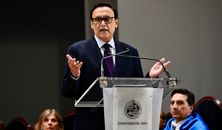 Las familias andaluzas se ahorrarán 54 millones con las medidas de la Junta de apoyo al estudiante