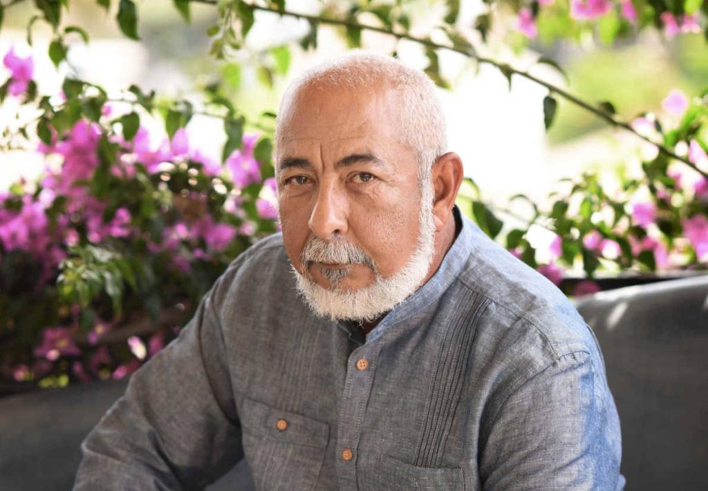 Leonardo Padura visitará Andalucía de la mano del Centro Andaluz de las Letras, con motivo de su reciente novela ‘Morir en la arena’