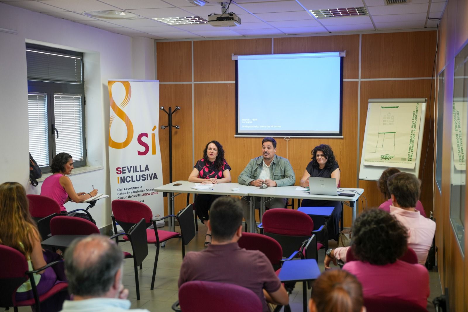 El Ayuntamiento constituye la Mesa Municipal para abordar la Soledad no Deseada entre las personas mayores de Sevilla