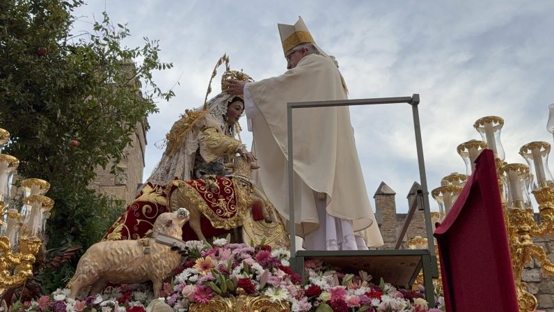 Divina Pastora Coronada