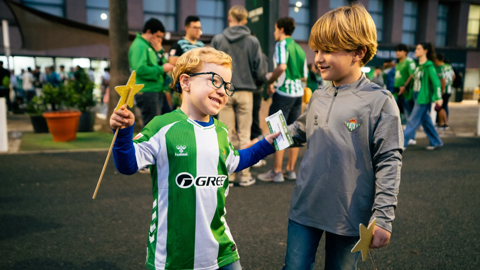 Liam, un pequeño gran bético que cumplió su sueño de ver al Real Betis por primera vez en directo