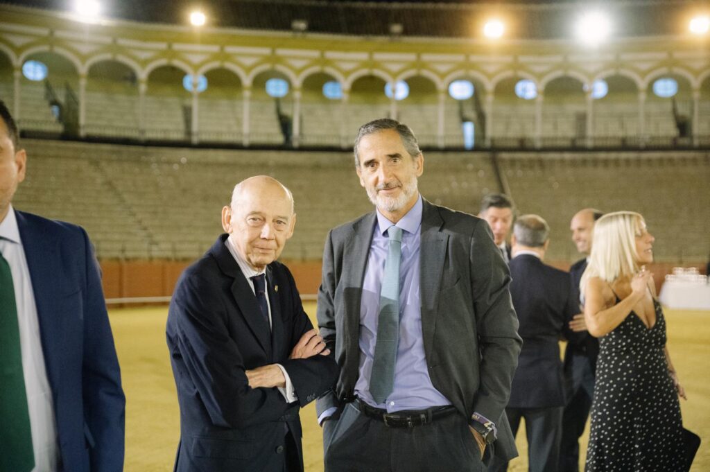 El Presidente del Ateneo de Sevilla en la inauguración del I Festival de Ópera en la Real Maestranza de Caballería