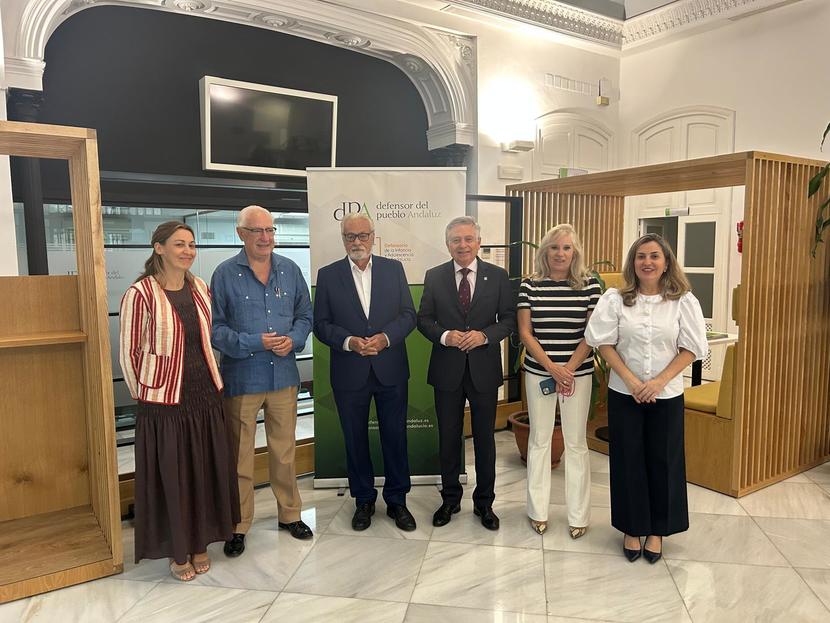 El Defensor del Pueblo andaluz ofrece su colaboración a la Oficina Andaluza Antifraude para garantizar un funcionamiento adecuado de la Administración