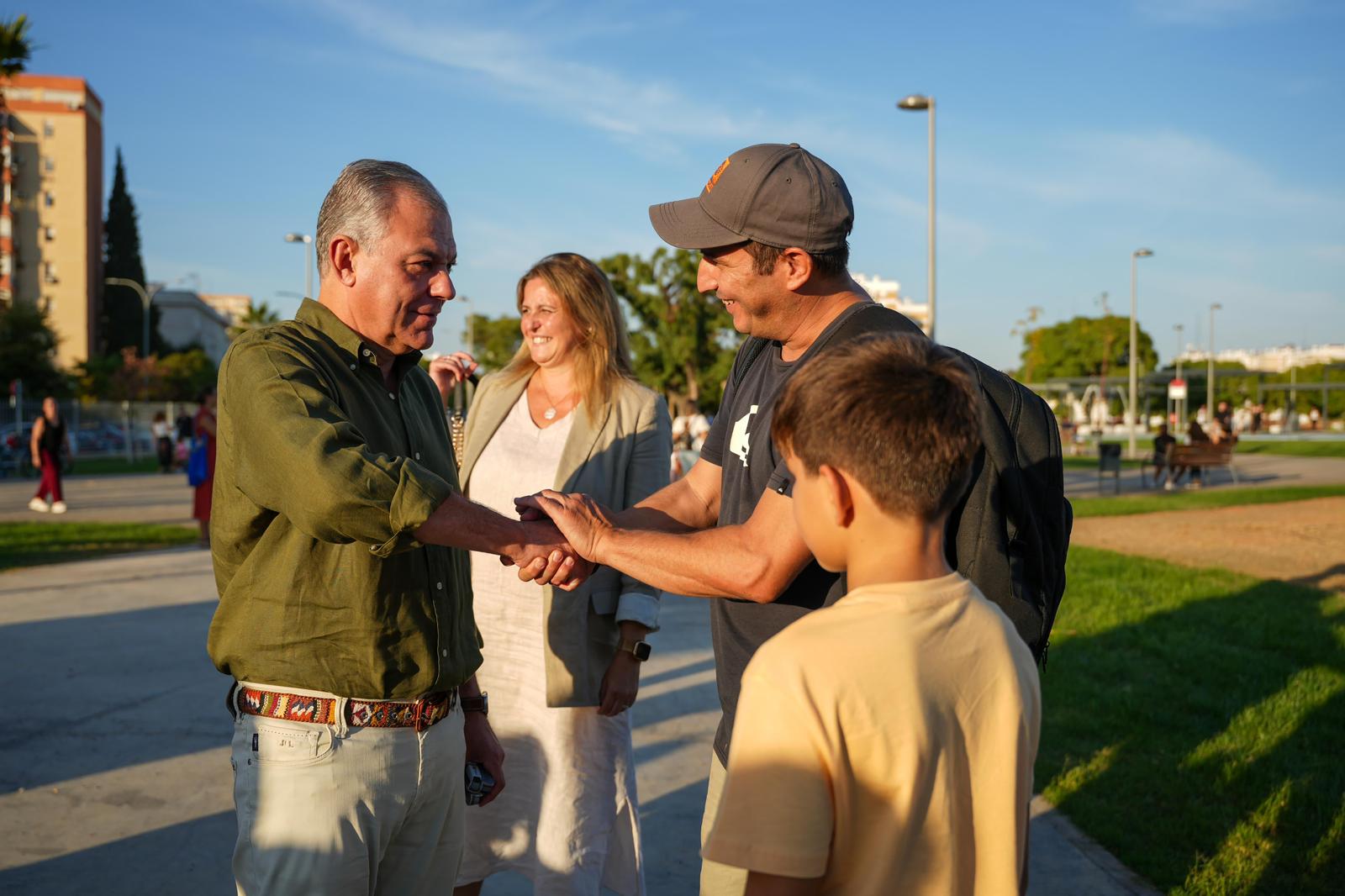 El alcalde inaugura el Parque de la Cruz del Campo, un pulmón verde de 7 hectáreas
