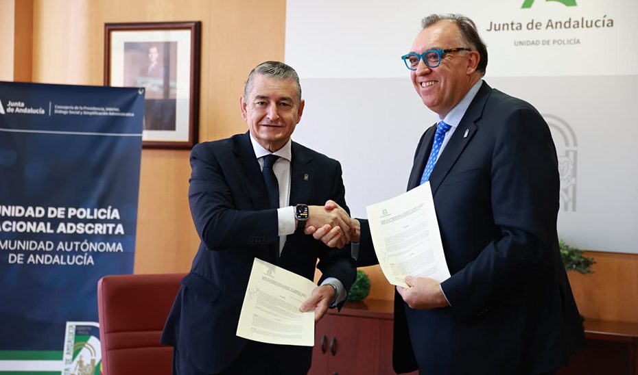 Presidencia y Turismo firman un convenio para poner en marcha el Grupo Titán de la Policía Adscrita