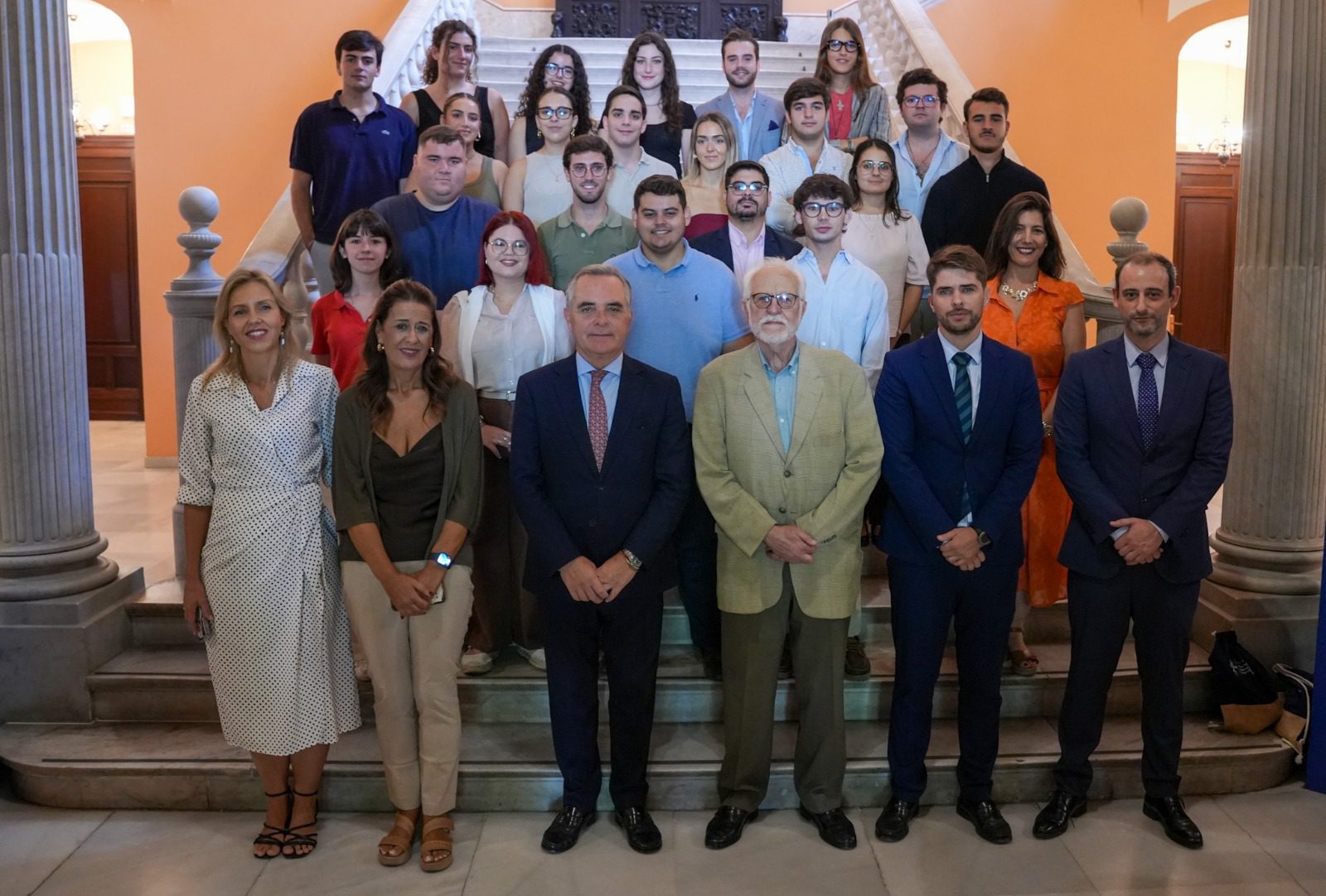 El Ayuntamiento destaca la sensibilización de los jóvenes sevillanos frente al terrorismo en la presentación del “XII encuentro de Jóvenes y Participación Política 2025”