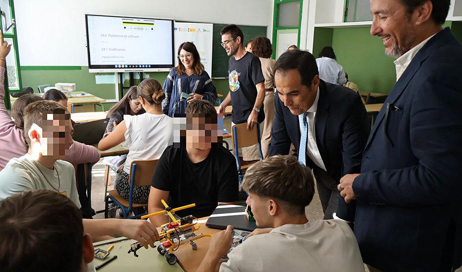 La Junta acerca la capacitación digital a jóvenes del medio rural para que contribuyan al futuro de sus municipios