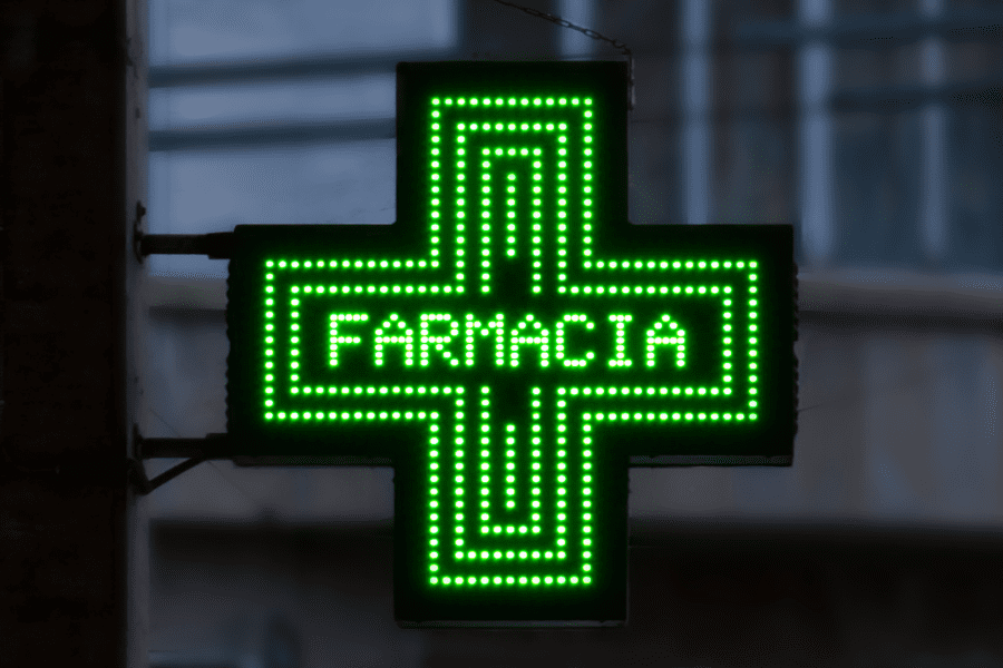 Una microcredencial ayudará a los farmacéuticos a detectar el malestar psicológico de sus usuarios
