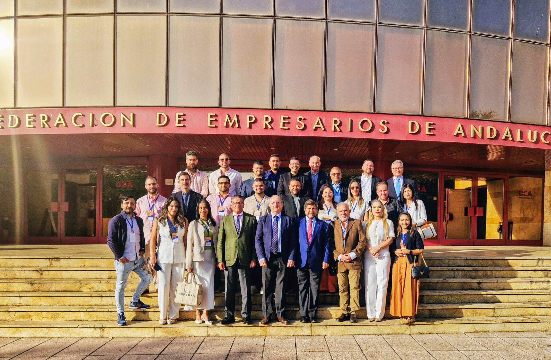CEA recibe una delegación de líderes empresariales de Colombia, interesada en conocer el modelo turístico andaluz – Confederación de Empresarios de Andalucía