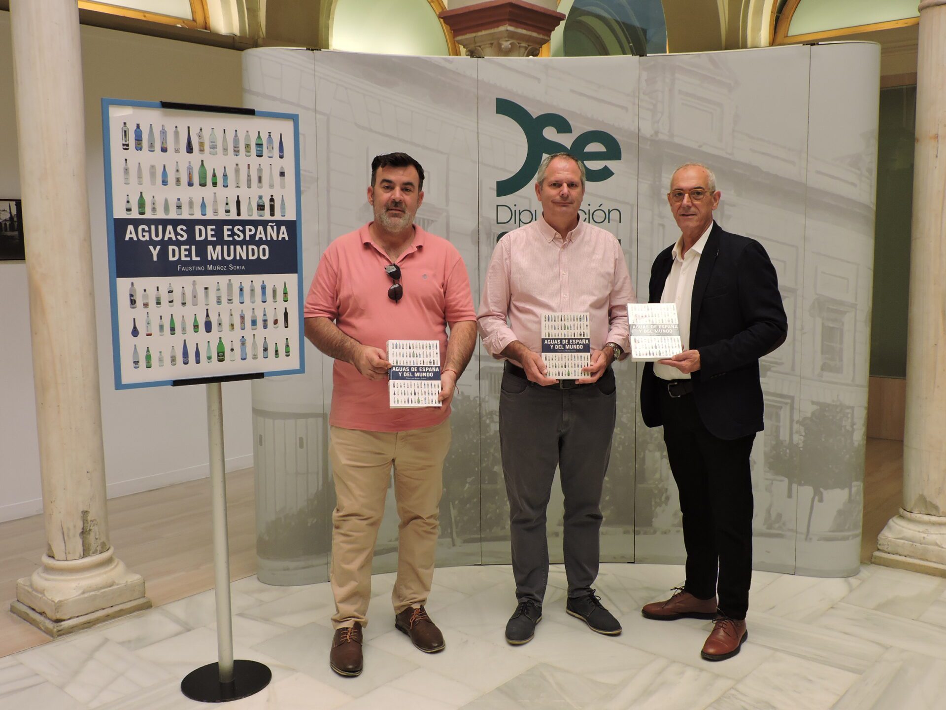 ‘Aguas de España y del mundo’, de Faustino Muñoz Soria, presentado en la Casa de la Provincia de la Diputación