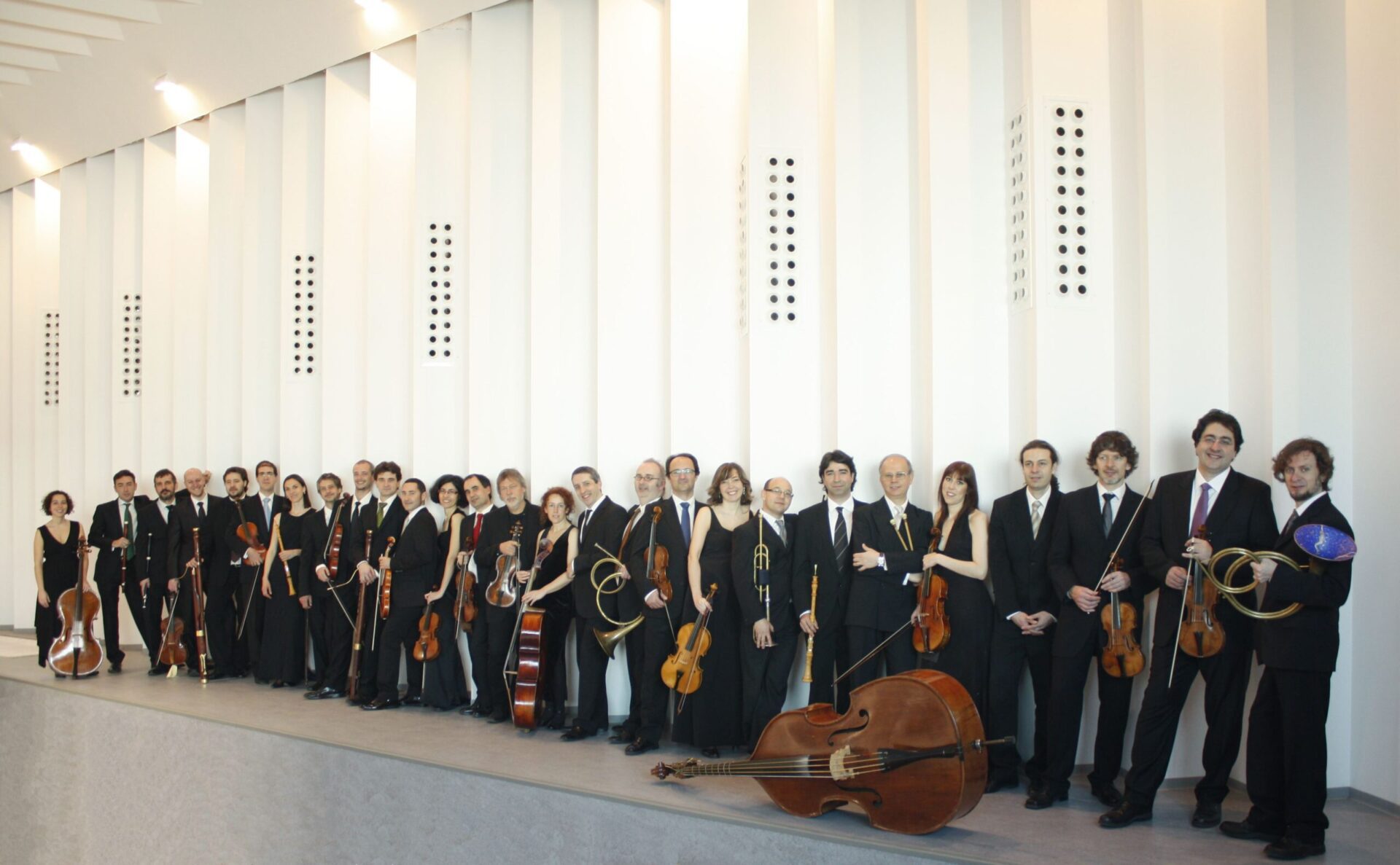 La Orquesta Barroca de Sevilla y la violinista Martyna Pastuszka inauguran el curso en la Universidad de Sevilla