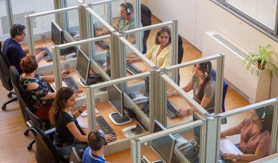 El Servicio de Teleasistencia asistirá a personas mayores y dependientes en la campaña de vacunación de la gripe