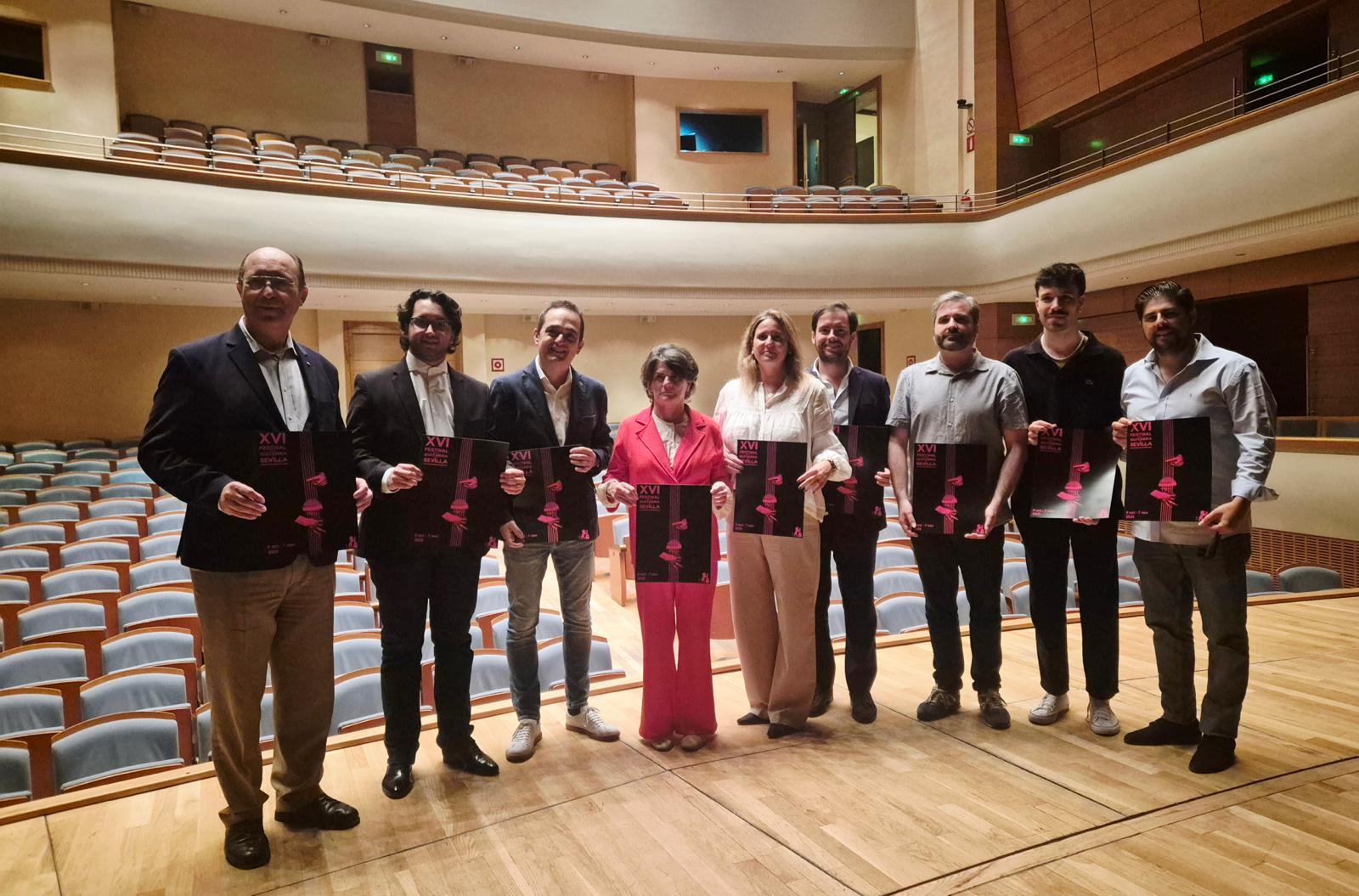 El Festival de la Guitarra de Sevilla celebra su XVI edición con un homenaje al pintor Julio Romero de Torres, en el 95 aniversario de su fallecimiento