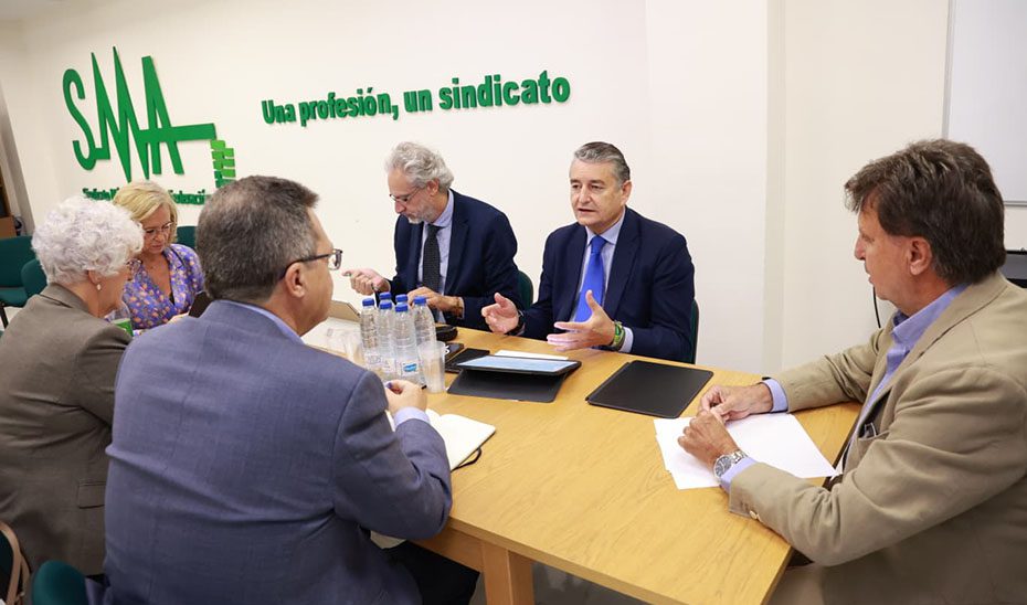 La Junta pone en marcha una “agenda de diálogo y escucha”