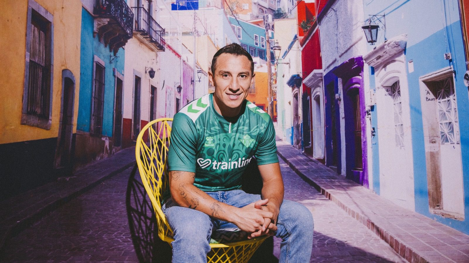 El Real Betis y hummel lanzan una colección especial en homenaje al Día de Muertos de México