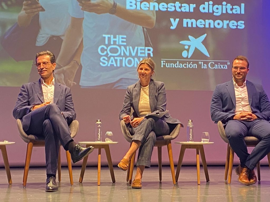 El bienestar digital de los menores a debate