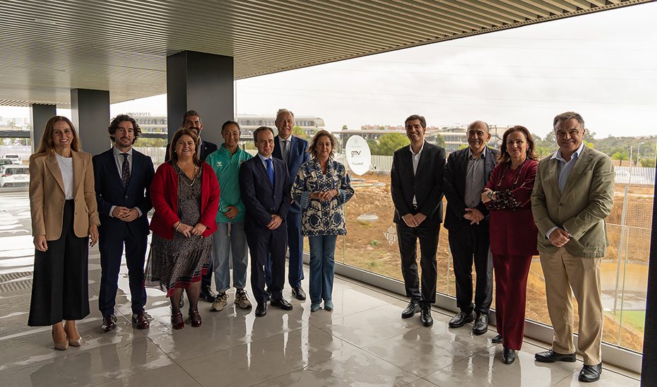 La Junta y el Real Betis suman esfuerzos en sostenibilidad y gestión medioambiental para una Andalucía más verde