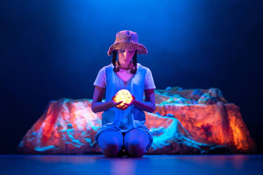 RAPTMALVIAJEALPLANETA.jpg La Red Andaluza de Teatros Públicos recorre la provincia de Málaga con 16 propuestas escénicas en noviembre