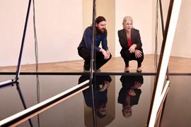 Cachito Vallés plantea en el CAAC una experiencia en torno a la belleza, el tiempo y la luz en su primera gran exposición individual en un museo