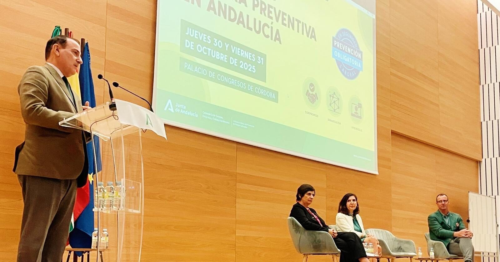 WhatsApp-Image-2025-10-31-at-11.46.53-e1761908137390.jpeg “El bienestar de las personas y la competitividad de las empresas caminan de la mano”. CEA participa en el V Encuentro de Cultura Preventiva en Andalucía – Confederación de Empresarios de Andalucía