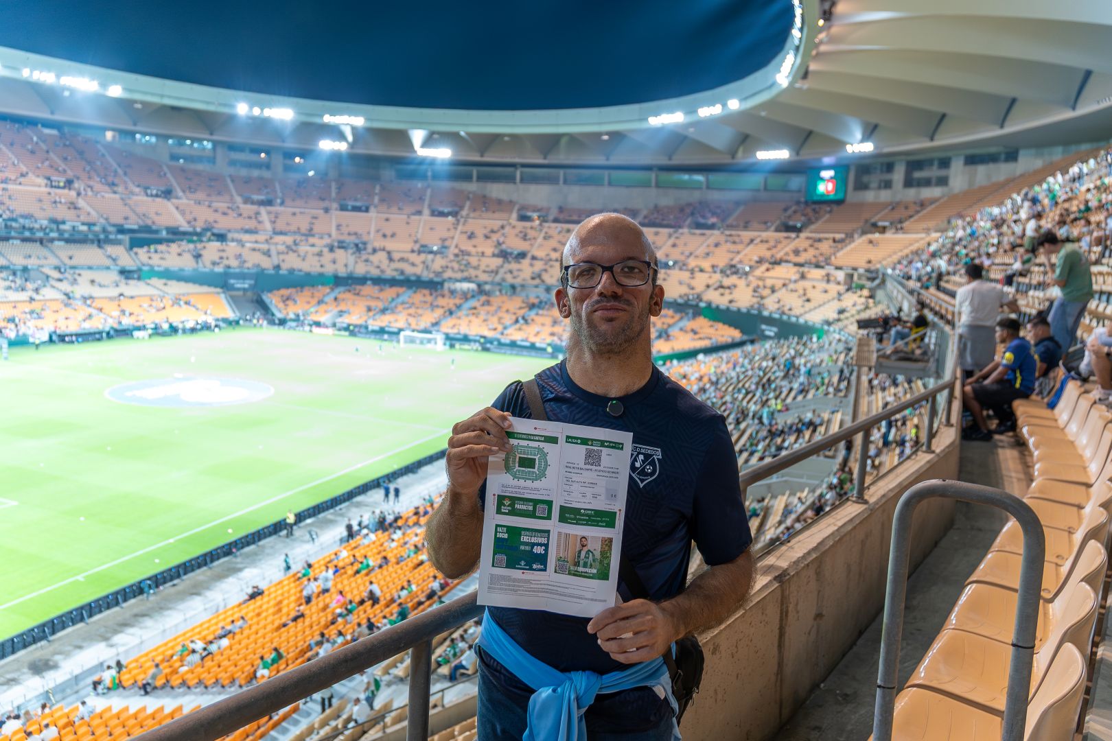 54211.jpg Paco, un ejemplo de que los sueños se cumplen, sin importar el tiempo que tarde