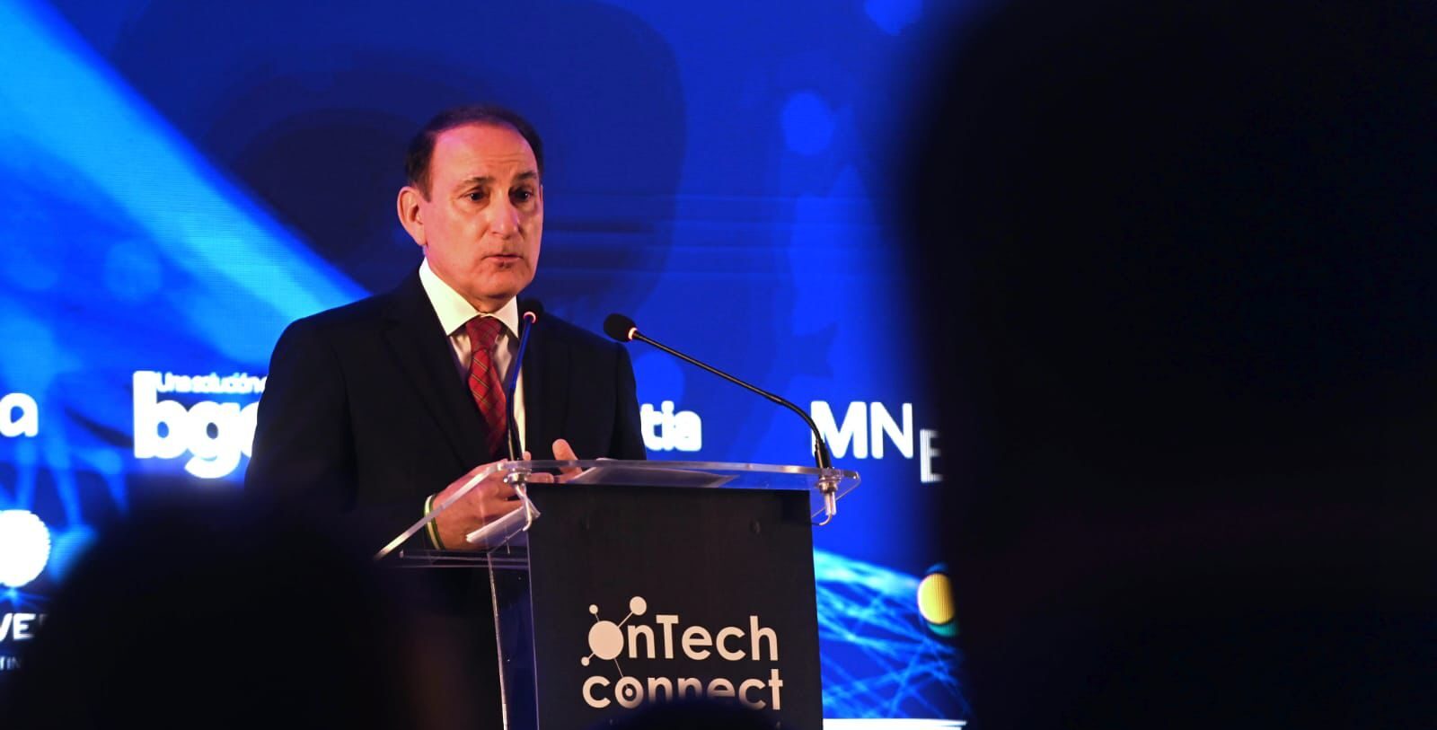 Javier González de Lara, presidente de CEA, destaca la importancia de la colaboración público-privada en la transformación digital de las pymes andaluzas en la inauguración del II Forum OnTech Connect – Confederación de Empresarios de Andalucía
