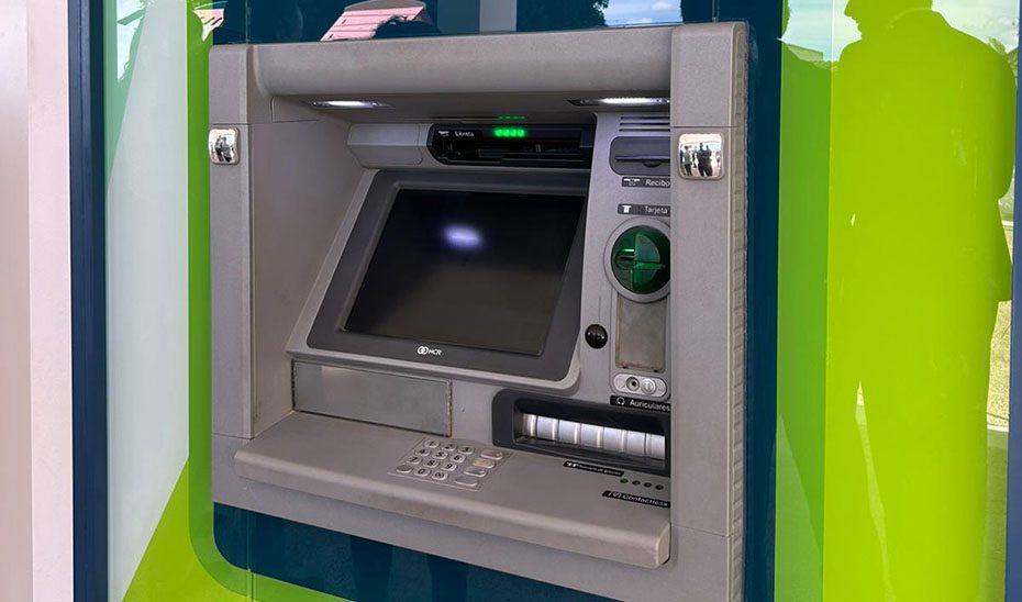 La Junta impulsa la instalación de cajeros en municipios rurales y refuerza la lucha contra la exclusión financiera