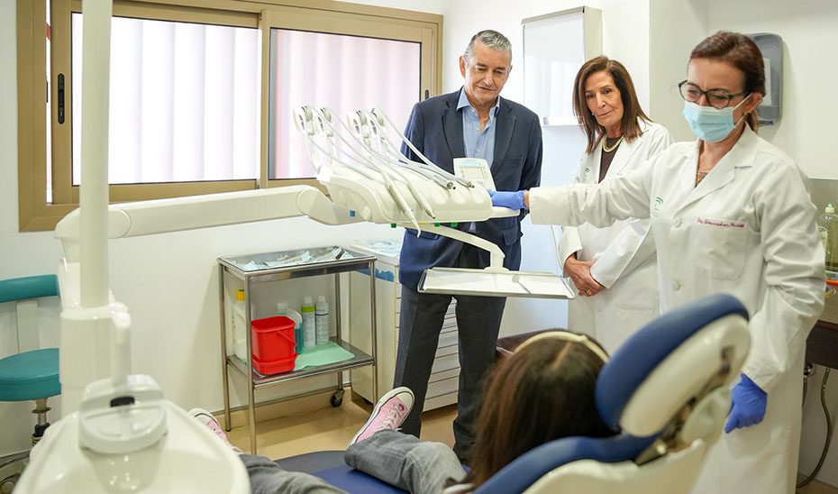 Sanidad inicia una campaña de revisiones dentales a menores en centros de Atención Primaria