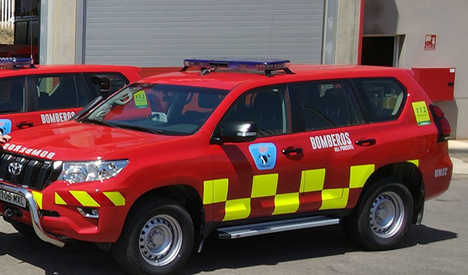 Una treintena de desalojados en prevención tras el incendio en un garaje en Huércal de Almería