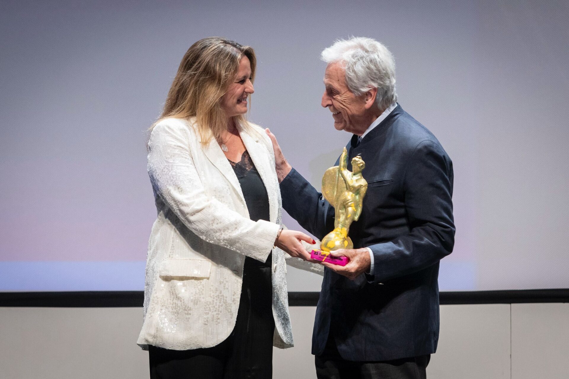 Costa-Gavras recibe el Giraldillo de Honor del Festival de Cine Europeo de Sevilla
