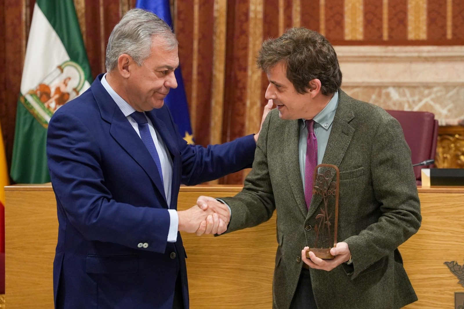 El alcalde entrega el IX Galardón Periodístico Alberto Jiménez Becerril