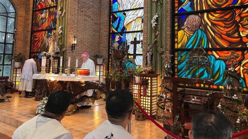 El arzobispo de Sevilla invita desde Filipinas a «caminar como Pueblo de Dios»