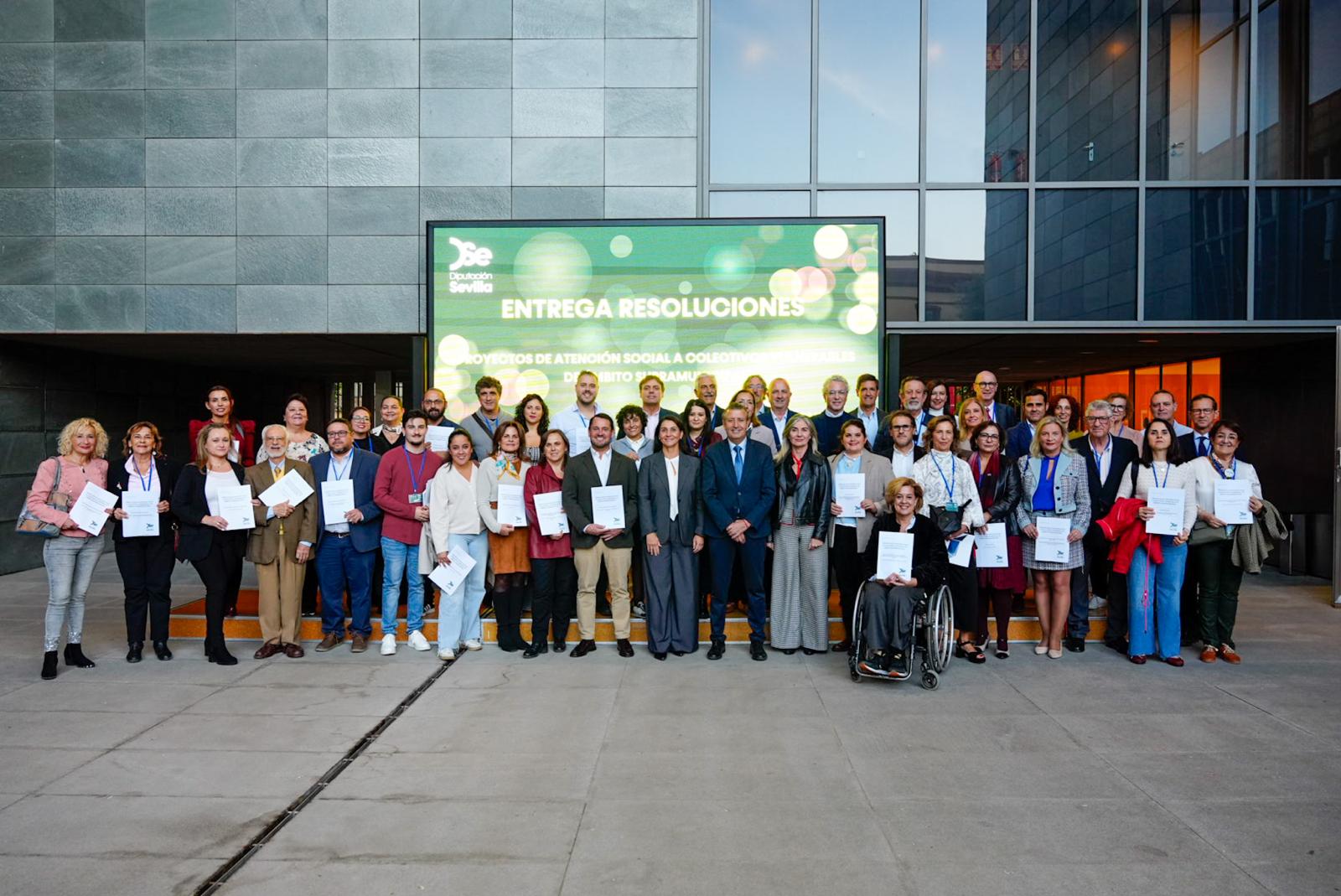 Javier Fernández pone en valor el trabajo del Tercer Sector de la provincia: “La sociedad o camina toda junta o no será una sociedad digna, si hay gente que se nos queda atrás”