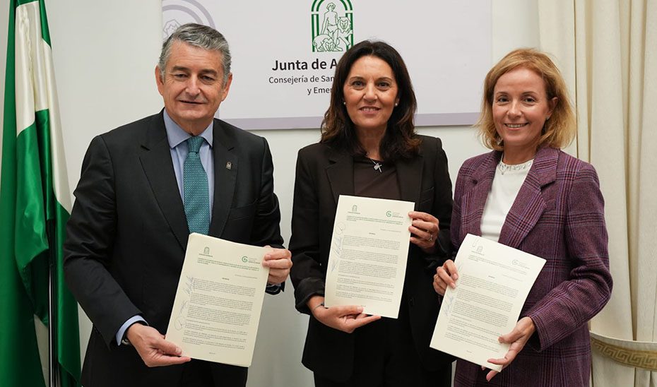 El SAS y la AECC firman un proyecto pionero de acompañamiento a mujeres en el programa andaluz de cribado de cáncer de mama