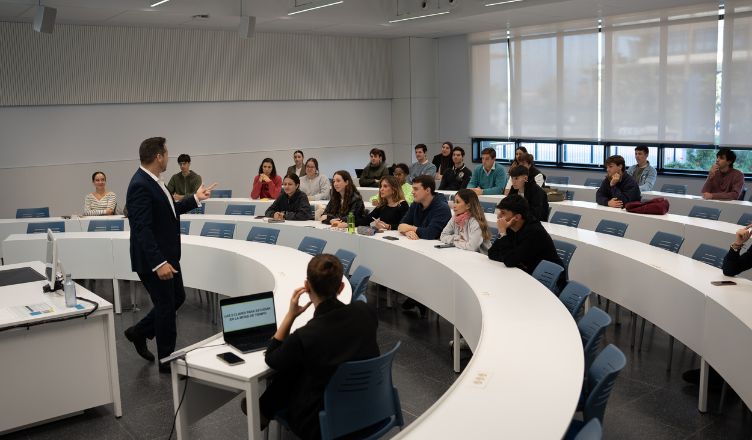 La Unidad de Cuidado al Estudiante impulsa talleres para reforzar la planificación y el método de estudio en el marco de la evaluación continua