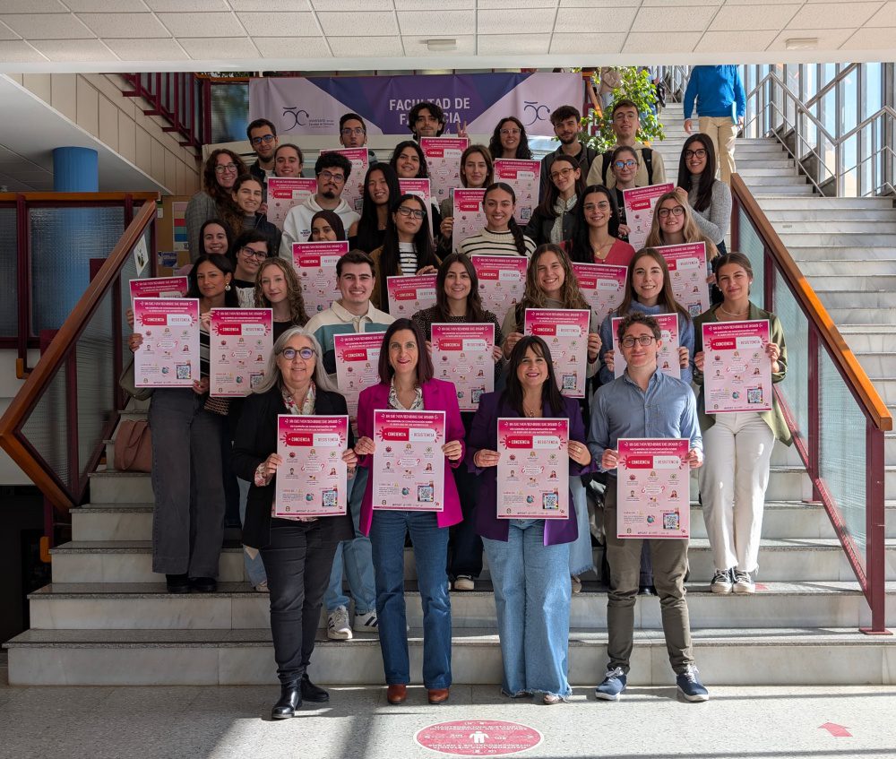 Estudiantes de Farmacia celebran la VIII Campaña ‘(+) Conciencia (-) Resistencia’ sobre el buen uso de los antibióticos