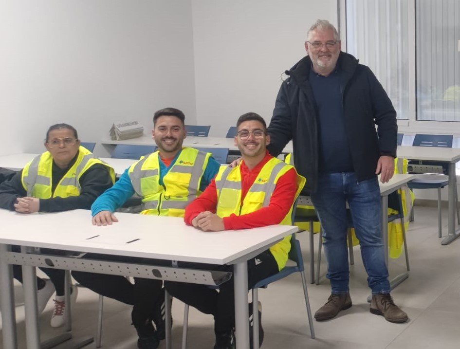 Protección Civil de Gelves refuerza la colaboración con el 112 Sevilla