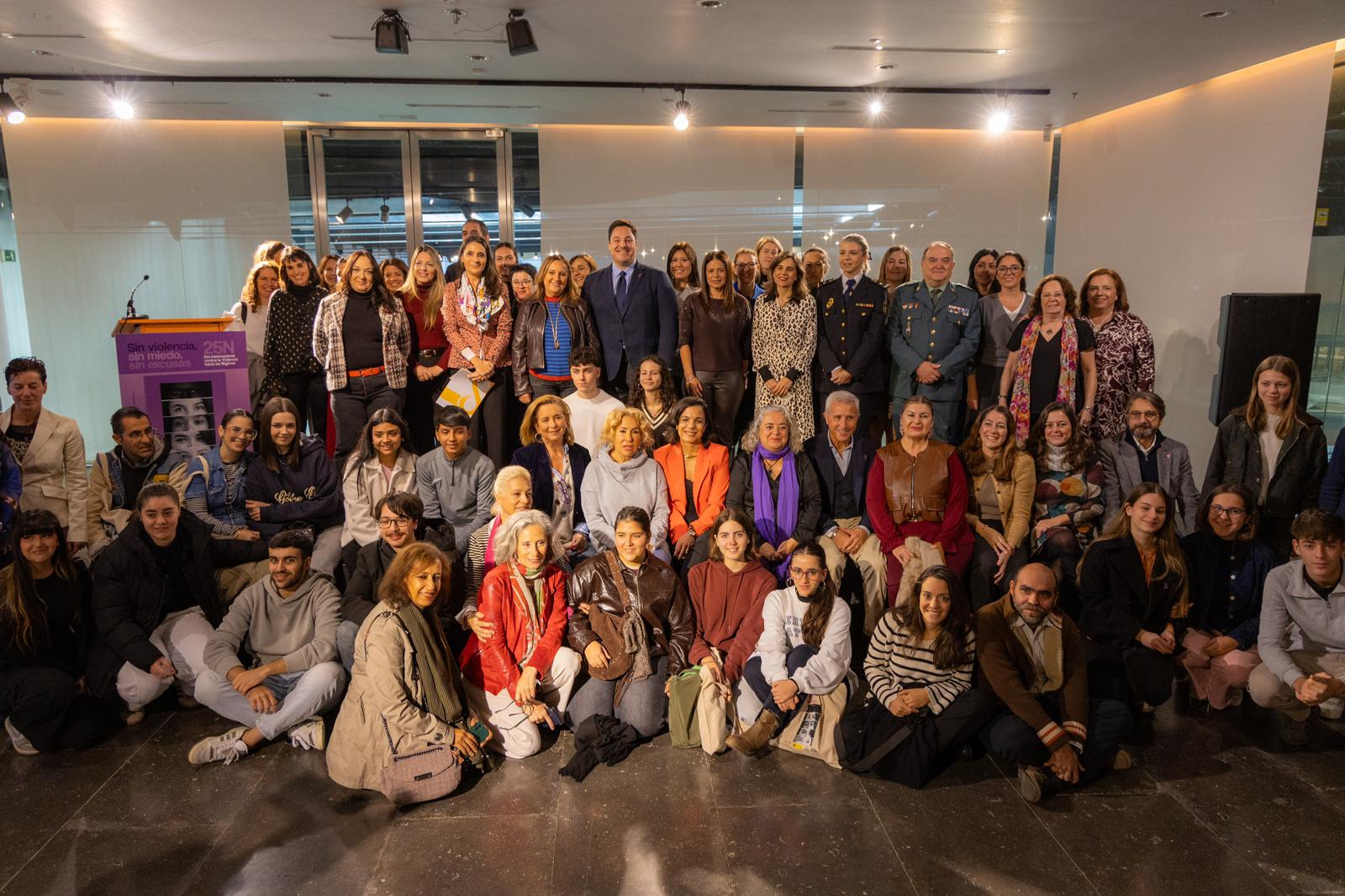 El Ayuntamiento presenta una campaña y un programa por el 25N centrados en las ciberviolencias y las nuevas formas de violencia de género