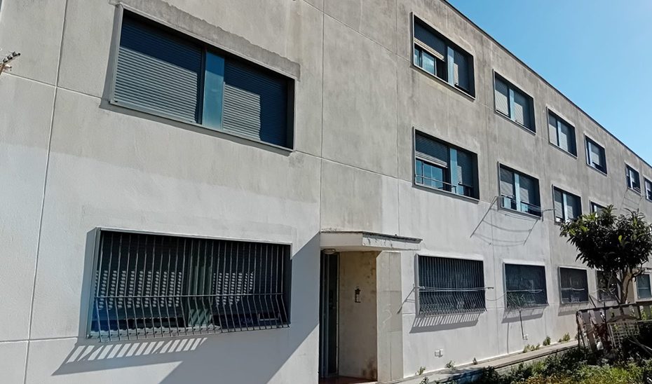 La Junta rehabilitará un edificio de 84 viviendas públicas en el barrio de La Piñera de Algeciras