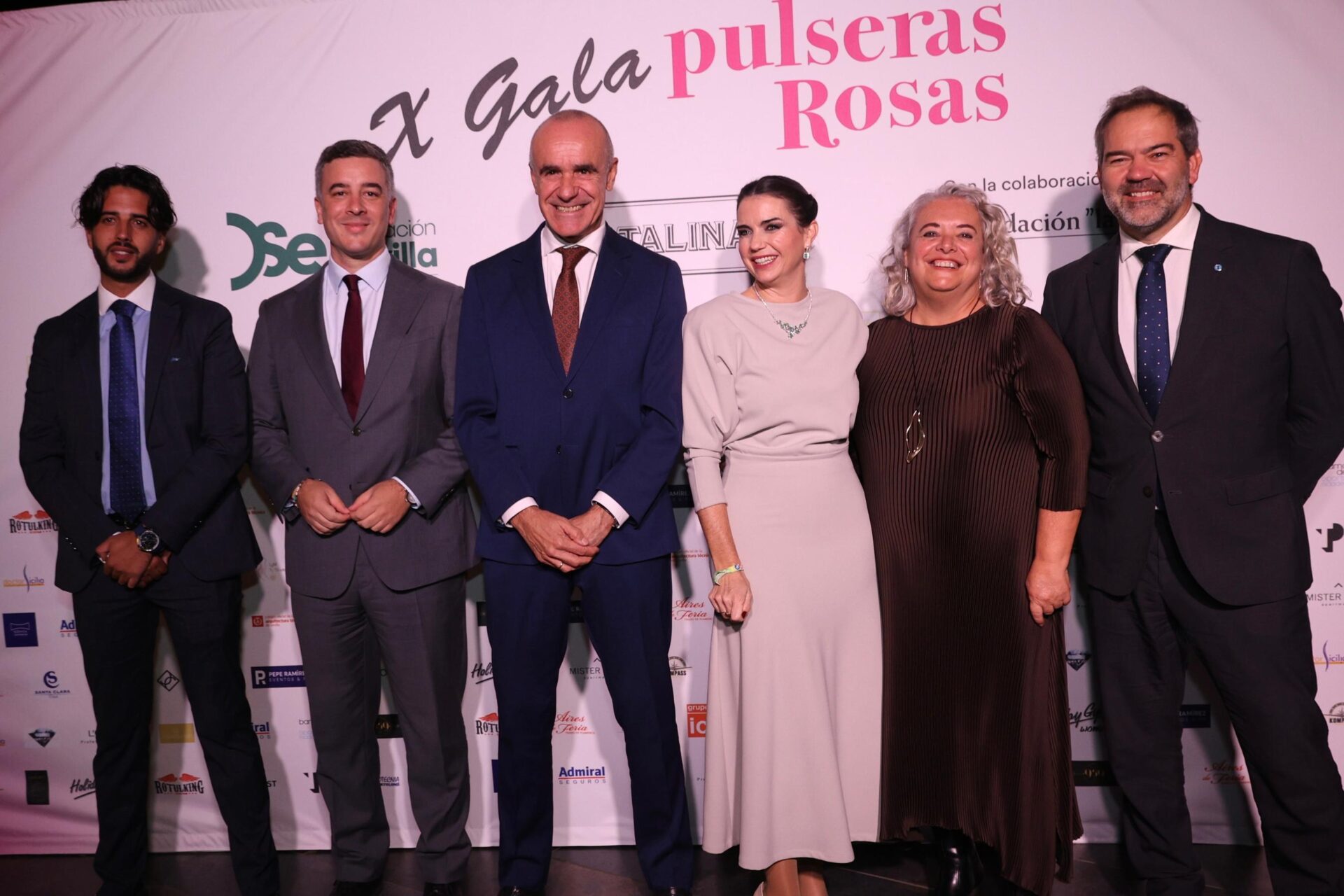 La Diputación de Sevilla, presente en la X Gala benéfica de la Asociación Pulseras Rosas