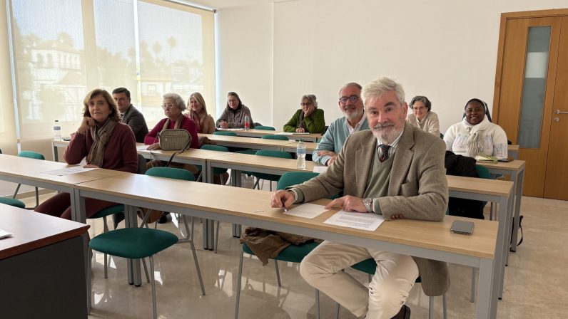 Trabajo por grupos durante el Encuentro Diocesano de la Esperanza