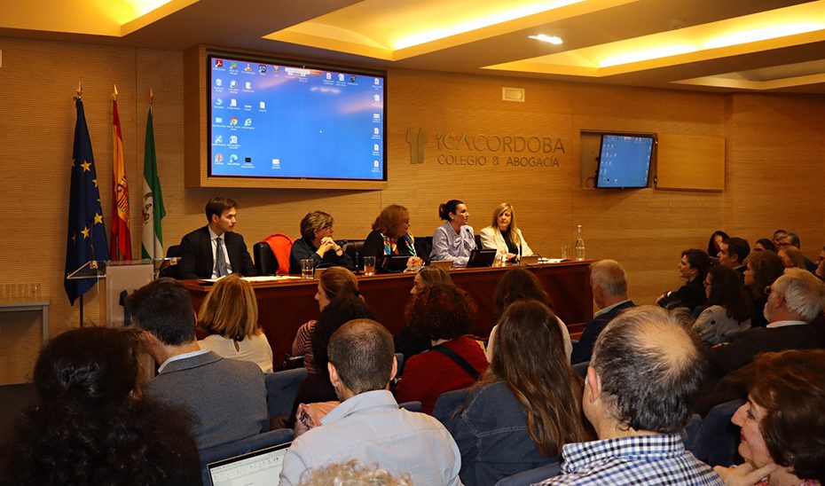 Un total de 2.800 profesionales de la abogacía reciben formación específica en violencia de género y sexual