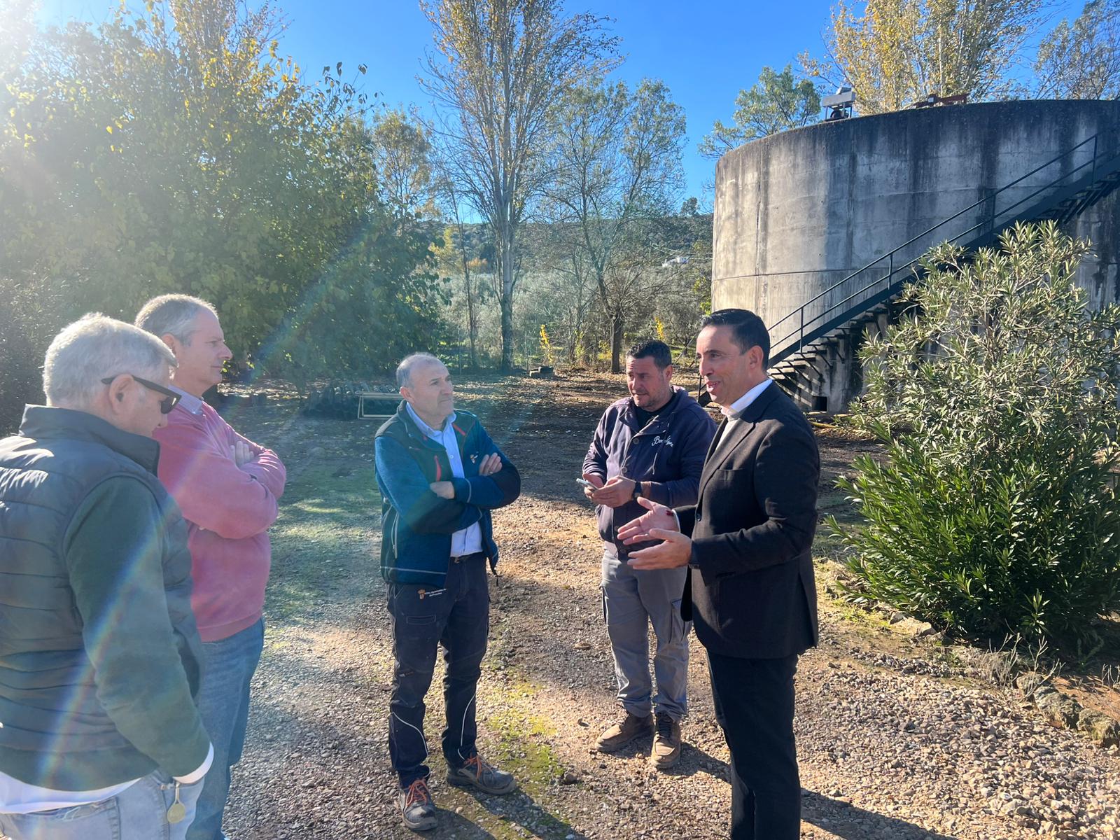 El diputado provincial de Servicios Públicos Supramunicipales visita la ETAP de La Puebla de los Infantes tras las obras del Plan Contigo